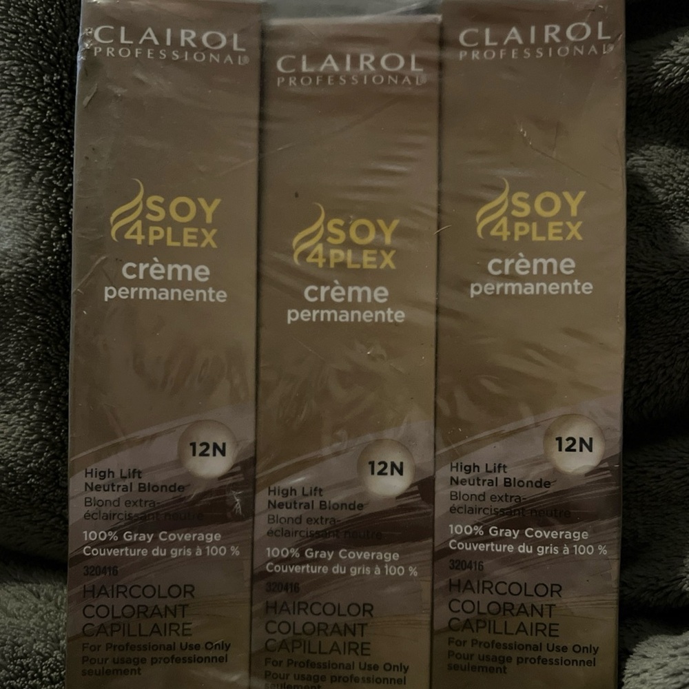 Clariol professional hair color. 12N/ high lift neutral blonde